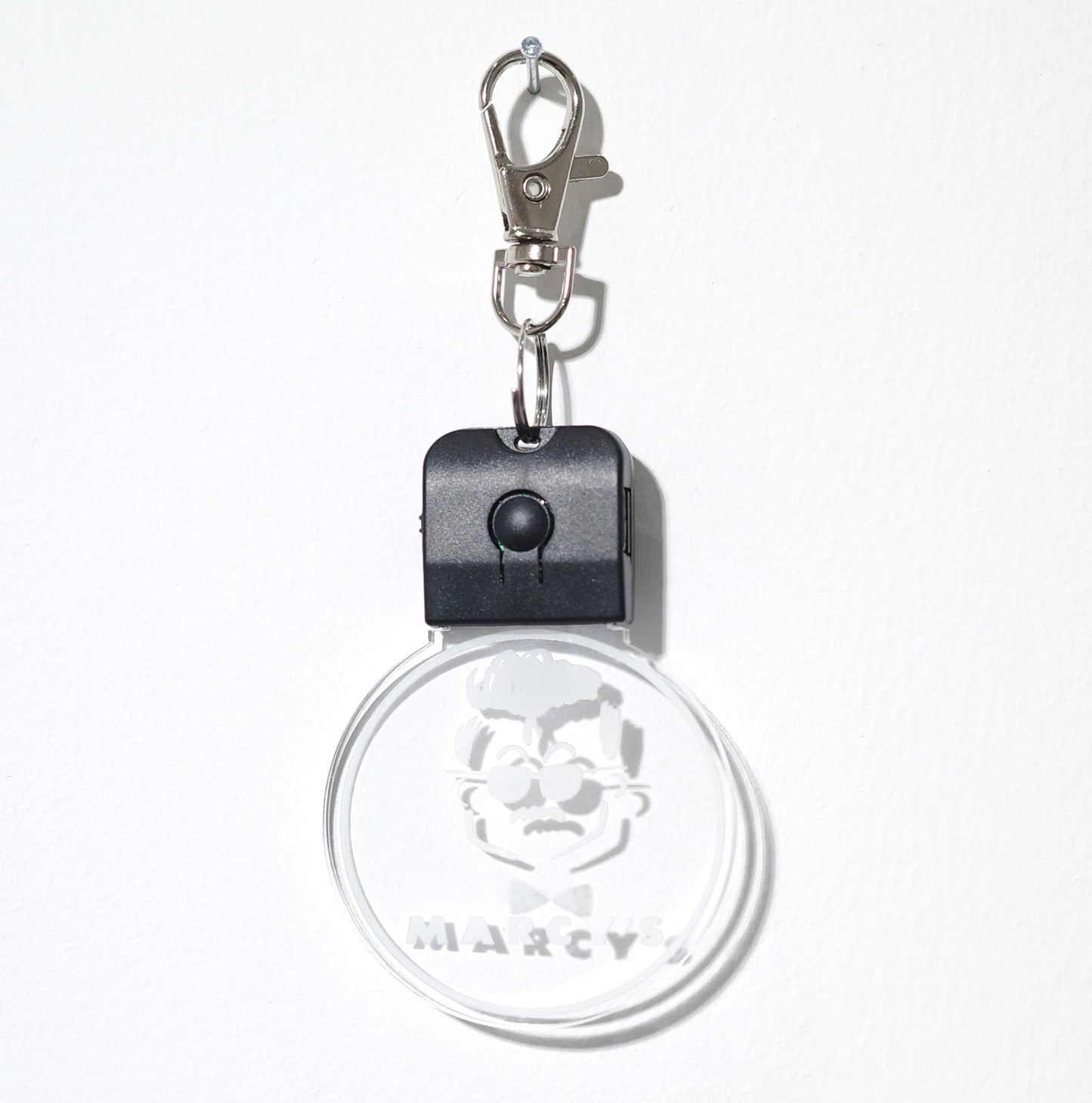 MARCY'S 光るアクリルキーホルダー